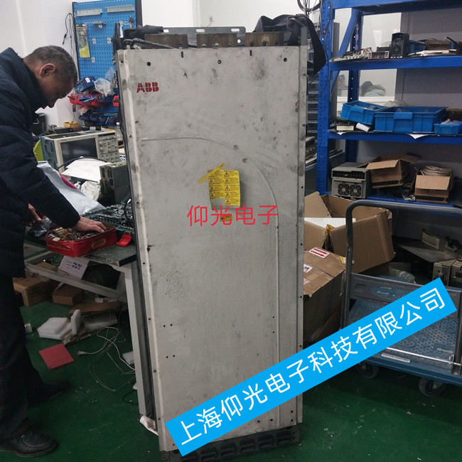 ABB׃�l����7123�S��ACS800-07-0400-3����׃�l����������