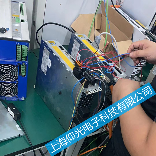 ע�ܙC�Ơ�Ħ���ŷ��(q��)������F02�S��