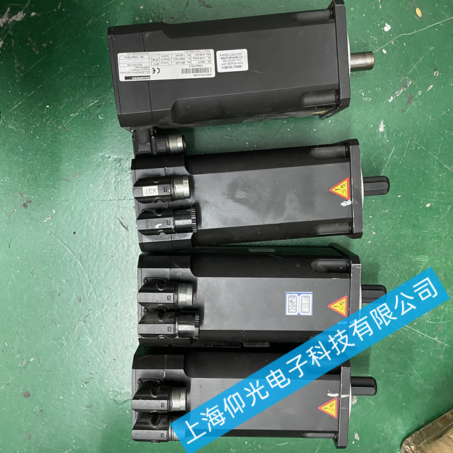 �Ơ�Ħ���ŷ�늙C�S�� AKM52H-HSCNR-02�������