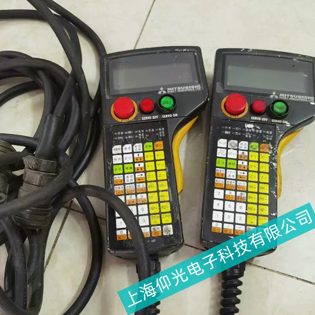 ���������CMITSUBISHI����Cе��ʾ�������g�S�޸�؛�M�M