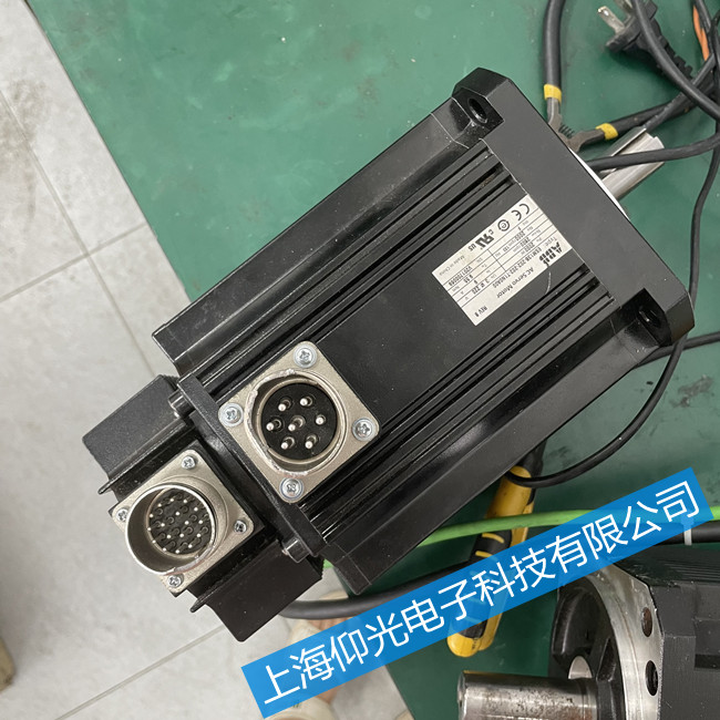 ABB�C�����ŷ�늙C�S�� 3HAC021457-001/04�����^�d�S��