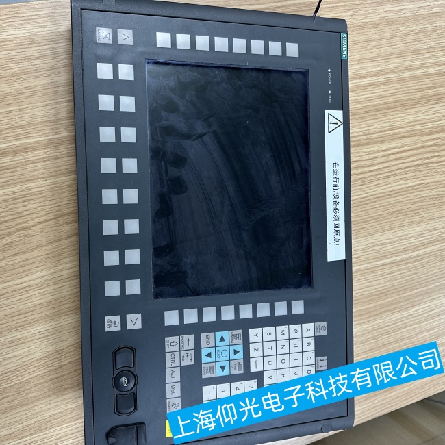 �ӱ����T�Ӕ���ϵ�ySINUMERIK 840C���_�C�^�����ߵ�һ��Ͳ��ӹ��ϾS���M��