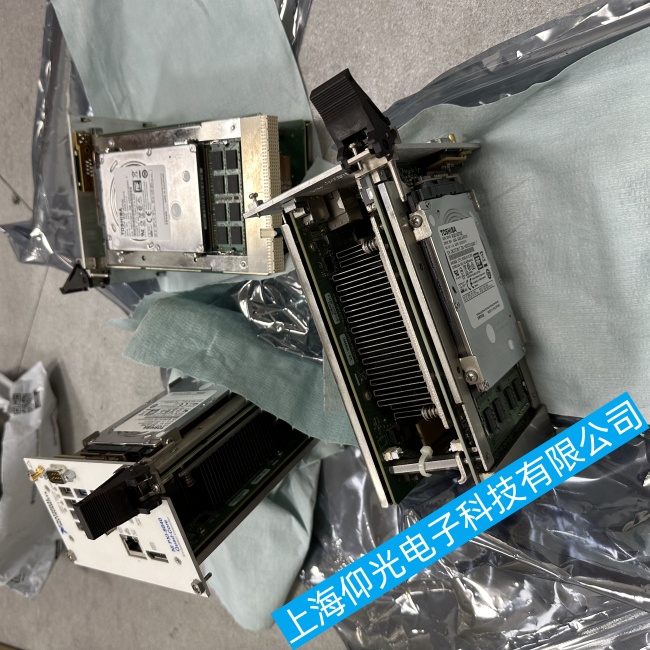 NI���������ɼ���PXIe-8880Ƕ��ʽ������ͨӍ�e�`���ϾS�޿����ޏ�